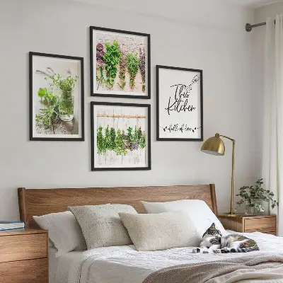 Komplet slika za spavaću sobu s motivom kuhinjskog začinskog bilja