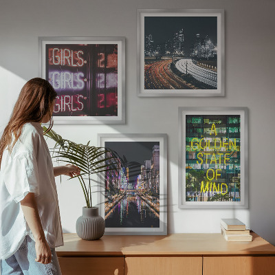 Set 4 slike u okviru Neonski znakovi u gradu noću