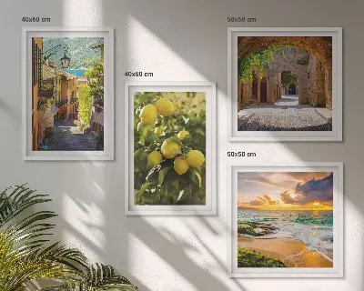 Komplet slika za spavaću sobu slikovite ulice uz more i plaža