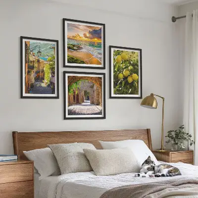 Komplet slika za spavaću sobu slikovite ulice uz more i plaža