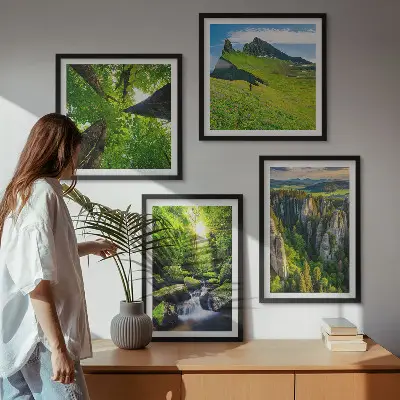 Set od 4 slike u okviru zelene planine i šuma s vodopadom