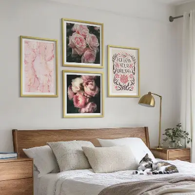 Dekorativni komplet slika za zid motivi starinskih ruža s efektom mramora