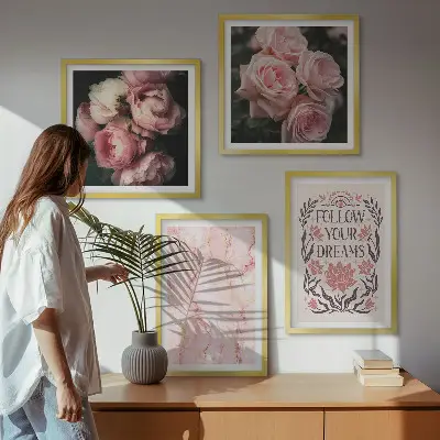 Dekorativni komplet slika za zid motivi starinskih ruža s efektom mramora