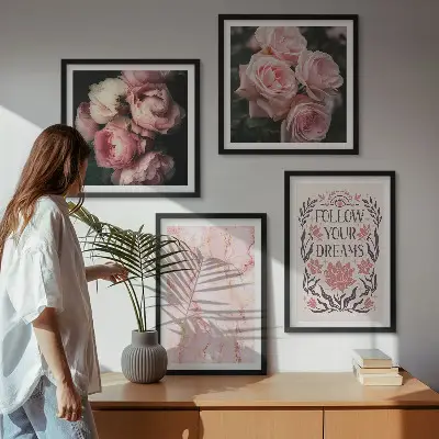 Dekorativni komplet slika za zid motivi starinskih ruža s efektom mramora