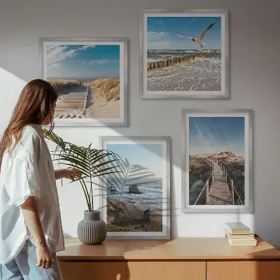Set od 4 slike u okviru motiv plaže s valovima, nebom i šetnicom uz mol