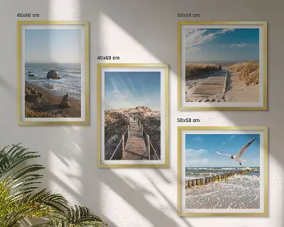 Set od 4 slike u okviru motiv plaže s valovima, nebom i šetnicom uz mol