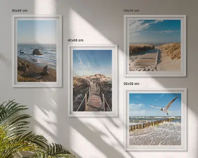 Set od 4 slike u okviru motiv plaže s valovima, nebom i šetnicom uz mol