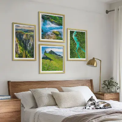 Komplet slika za spavaću sobu zelene planine, rijeka i stijene