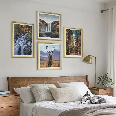 Komplet slika za spavaću sobu s motivom vodopada, šume, planine i jelena u prirodi