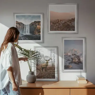 Divlji krajolici planine i jeleni set od 4 slike u okviru