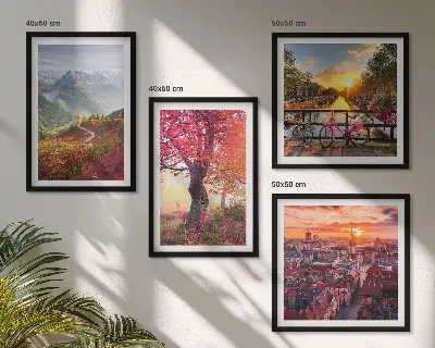 Dekorativni komplet slika za zid planinski krajolici s motivom bicikla