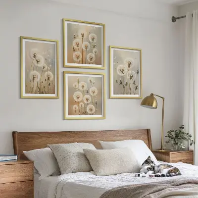 Bijeli maslačci na svijetloj pozadini set od 4 slike u okviru