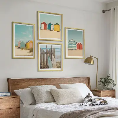 Dekorativni komplet zidnih slika šarene kuće s motivom plaže i sunca