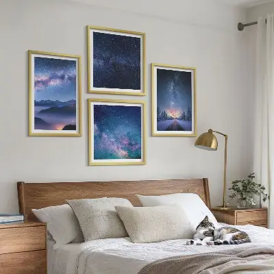 Komplet slika za spavaću sobu motiv noćnog neba s planinama i zimskim prostorom