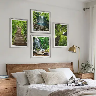 Komplet slika za spavaću sobu motiv šume s vodopadom i vegetacijom