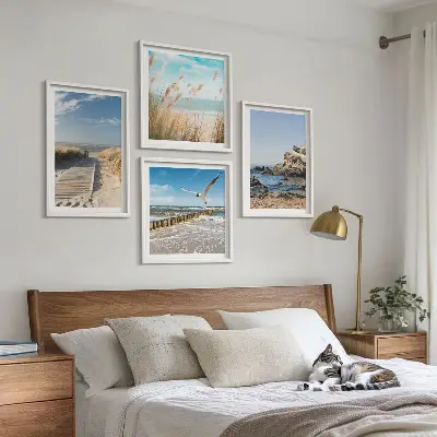 Dekorativni komplet slika za zid drvena staza na plaži s liticama