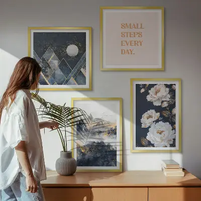 Set od 4 slike u okviru apstraktne planine s motivom cvijeća