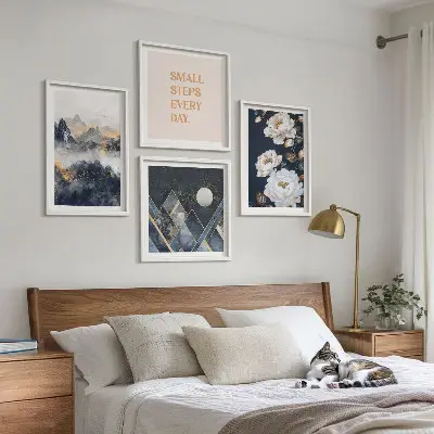 Set od 4 slike u okviru apstraktne planine s motivom cvijeća