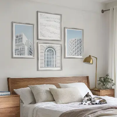 Komplet slika za spavaću sobu motiva geometrije moderne arhitekture