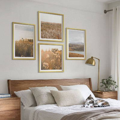 Set 4 slike u okviru Krajolici livade planine jezero