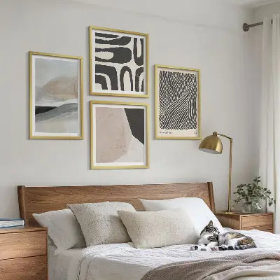 Komplet ukrasnih slika za spavaću sobu s motivom apstraktnih boho uzoraka