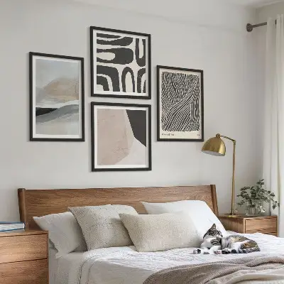 Komplet ukrasnih slika za spavaću sobu s motivom apstraktnih boho uzoraka