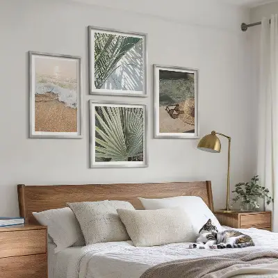 Komplet slika za spavaću sobu Sunčane naočale s kapom za plažu na vodi