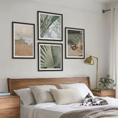 Komplet slika za spavaću sobu Sunčane naočale s kapom za plažu na vodi