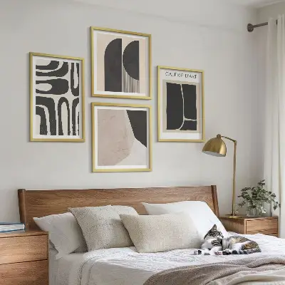 Apstraktni minimalistički posteri set od 4 slike u okviru