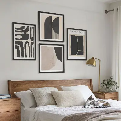 Apstraktni minimalistički posteri set od 4 slike u okviru