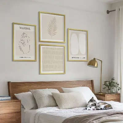 Komplet slika za spavaću sobu bež bijele linije oblika