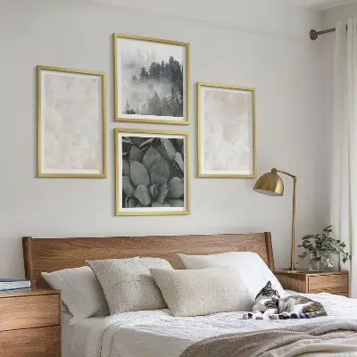 Komplet slika za spavaću sobu s motivom kamenih pastelnih mramornih pločica