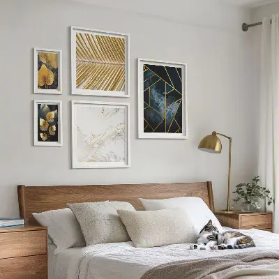 Set slika za zid iznad kauča elegantno lišće i geometrijski uzorci