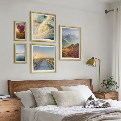 Set od 5 slika u okviru planinski pejzaži sa srcima, valovima i balonima