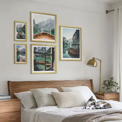 Set slika s motivom planinskih jezera miran krajolik iznad kauča