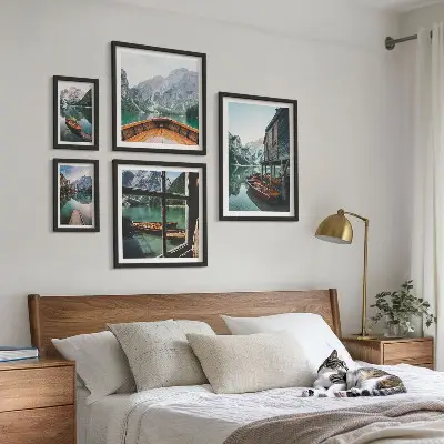 Set slika s motivom planinskih jezera miran krajolik iznad kauča