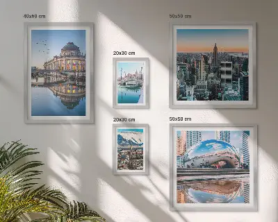 Poliptih u okviru urbani krajolici s motivima arhitekture i prirode