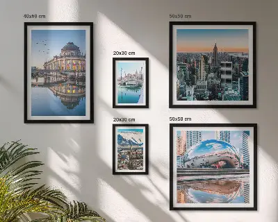 Poliptih u okviru urbani krajolici s motivima arhitekture i prirode