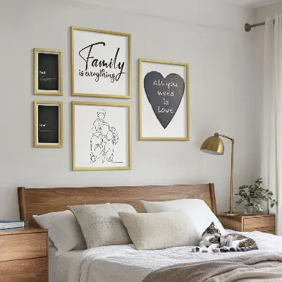 Set slika iznad kauča obiteljske vrijednosti, ljubav i bliskost