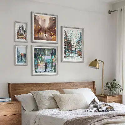 Moderni gradski pejzaži poliptih u okviru
