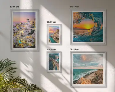 Set slika iznad kauča motive primorskih krajolika i plaža