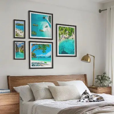 Poliptih u okviru tropske plaže i rajske vode