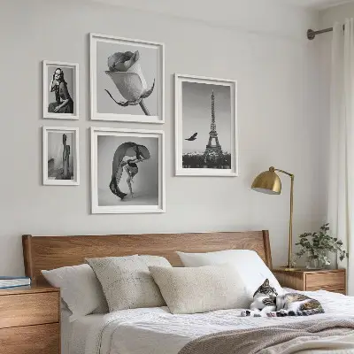 Set slika iznad kauča elegantni crno-bijeli prizori Pariza