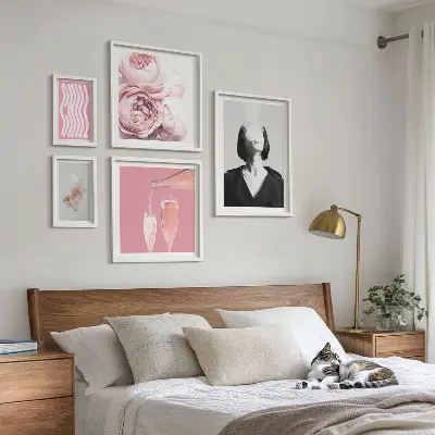 Žena s hladnim vinom, pušenje poliptih u okviru