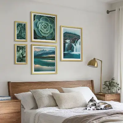 Poliptih u okviru zelene biljke sa motivom slapova u prirodi