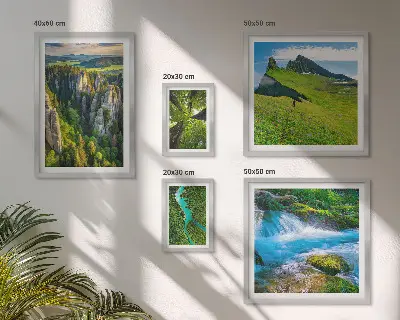 Set 5 slika u okviru krajolici s motivima planina, rijeka i šuma