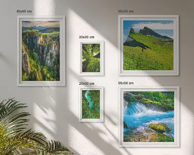 Set 5 slika u okviru krajolici s motivima planina, rijeka i šuma