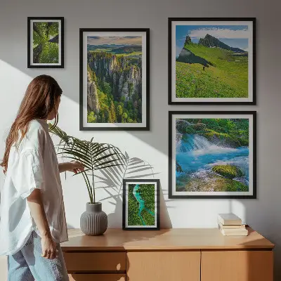 Set 5 slika u okviru krajolici s motivima planina, rijeka i šuma