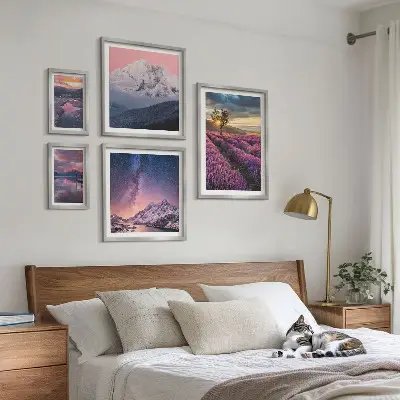 Set slika iznad kauča krajolici prirode s planinama lavande