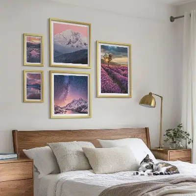 Set slika iznad kauča krajolici prirode s planinama lavande